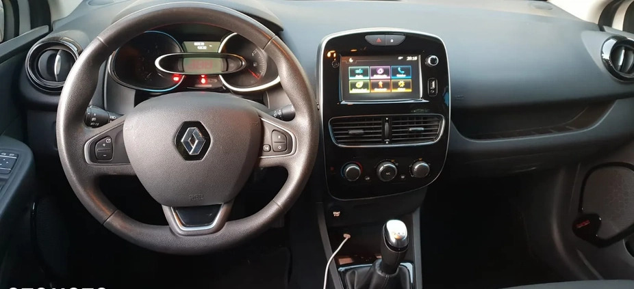 Renault Clio cena 30900 przebieg: 80000, rok produkcji 2017 z Sosnowiec małe 79